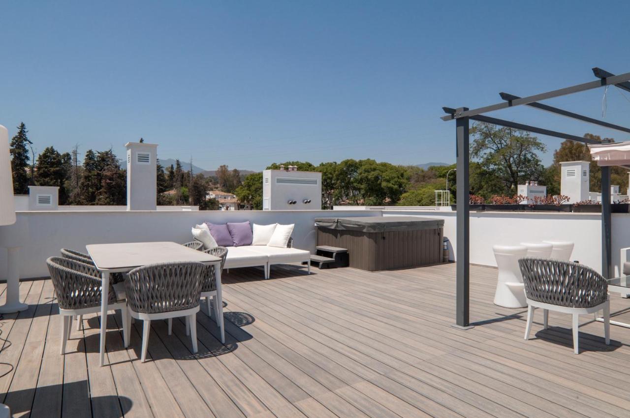 Exclusive Penthouse Walking Distance To Puerto Banus